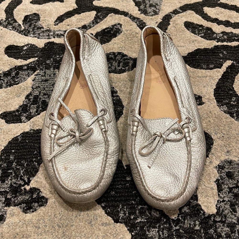 Tods Gommino driving shoe leather metallic silver size 41